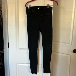 Gap size 27 regular favorite jegging in black